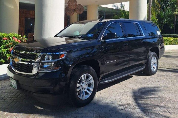 Luxury SUV Transfer from Cancun Airport to Cancun Hotels