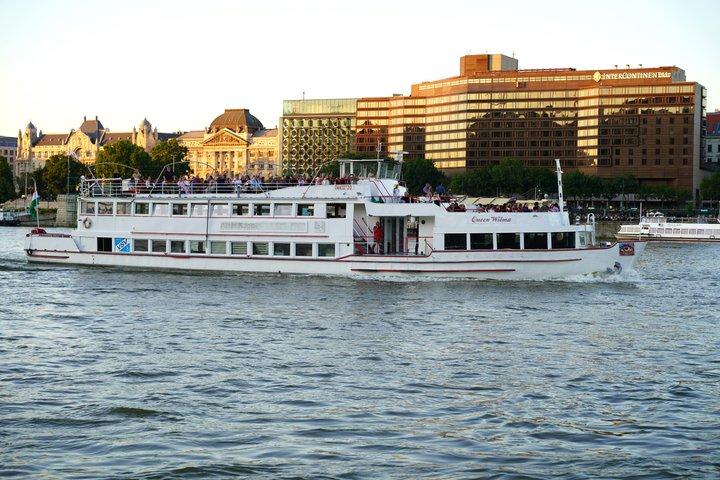 Budapest: Night Cruise Guaranteed Rooftop Seating & BYOB