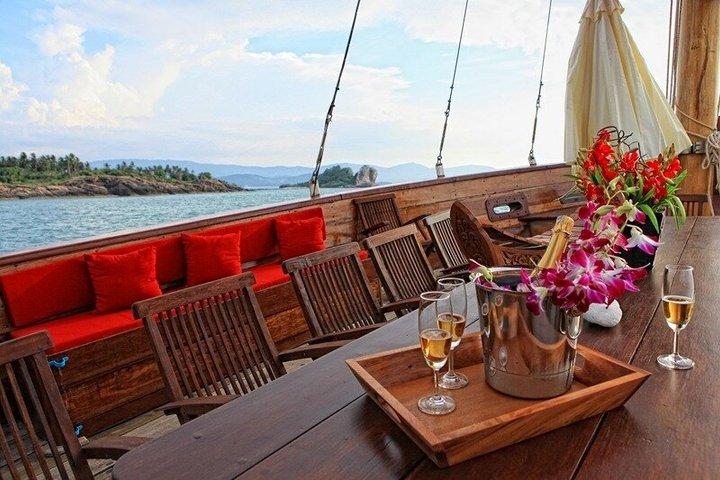 Red Baron Sunset Dinner Cruise