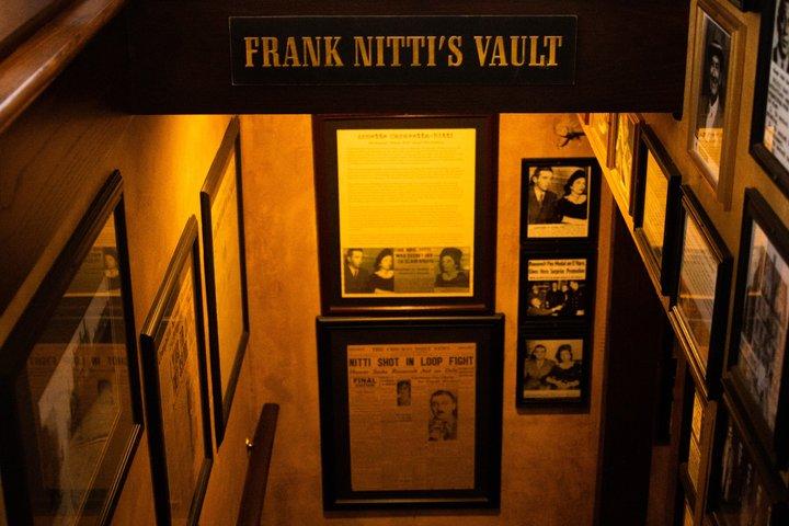 Chicago: Gangsters and Food Tasting Walking Tour