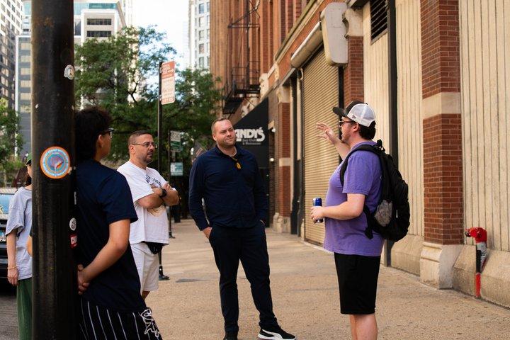 Chicago: Gangsters and Food Tasting Walking Tour