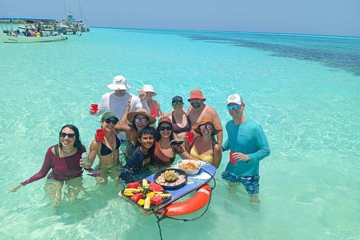Shared Snorkeling Tour Playa El Cielo in Cozumel