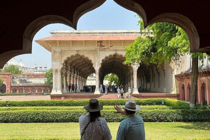 All-Inclusive Private Taj Mahal & Agra Day Trip from Delhi