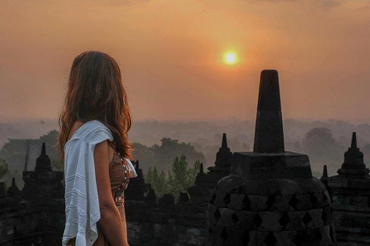 Yogyakarta: Private Car Hire Driver with Costumized Tours