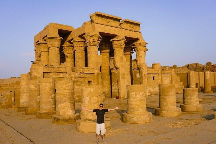 Private Day Tour of Esna Edfu and Kom Ombo Temples from Luxor