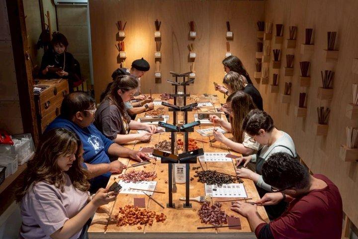 Create Unique Chopsticks in Kyoto’s 100-Year-Old Wooden Building