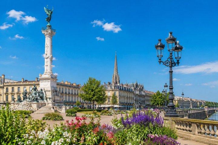 Le Verdon Port to Bordeaux: Culture, Wine & Highlights Shore Trip
