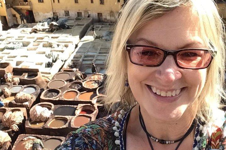 Fes Medina Tour: Blue Gate, Artisans, Tanneries & Historic Souk