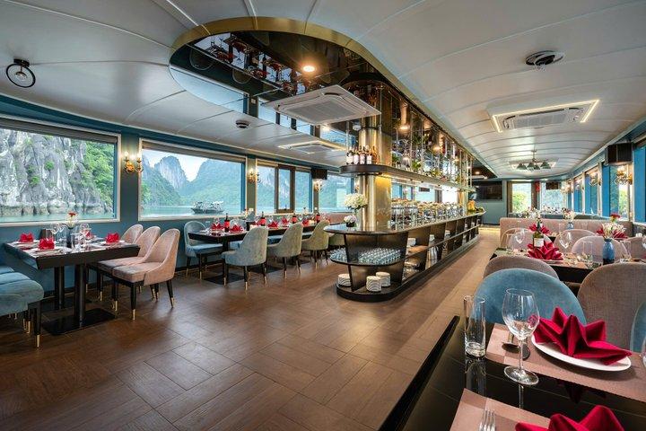 Full Day Luxury Tour to Halong Bay from Hanoi Scenic Cruise