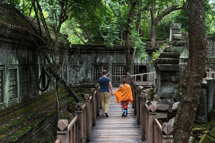 Kulen Mountain Beng Mealea and Tonle Sap Tour in Siem Reap