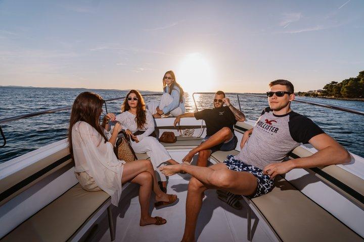 Zadar Boat Tours: 4 stops Island Experience or 2 Hour Sunset Swim