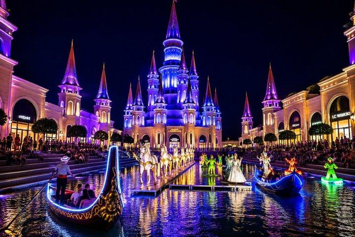 Land of Legends Night Show with Round Transfer from Alanya