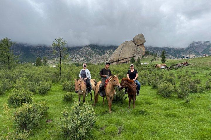 Horse riding in Terelj National Park