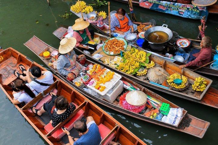 Bangkok Half-Day Damnoen Saduak Floating Market Tour
