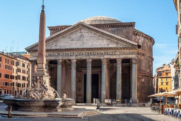 Guided Tour of Pantheon and Trevi Fountain with Reserved Access