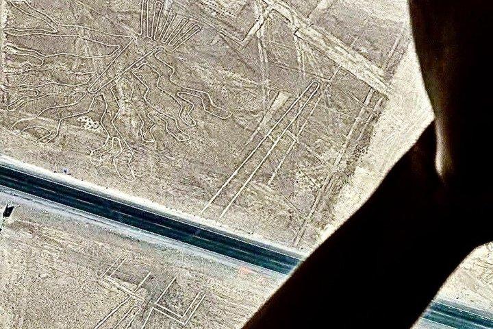 Nazca Lines Flight Fly with the Experts – English-Speaking Guide