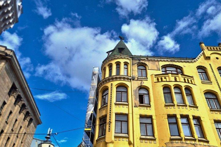 Riga Old Town Walking Tour: Stories and Legends