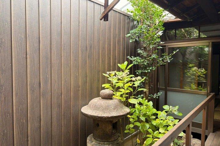 Kyoto: Kimono, Tea Ceremony with Japanese Garden and Studio