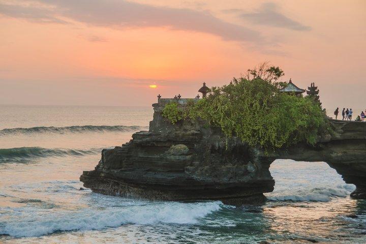 Bali UNESCO Rice Terrace, Beratan Temple & Tanah Lot Private Tour