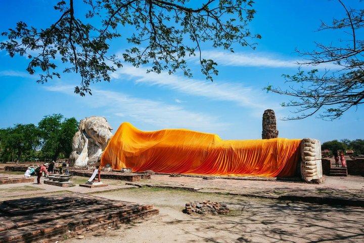 Maeklong Railway, Floating Market&Ayutthaya Day Trip from Bangkok