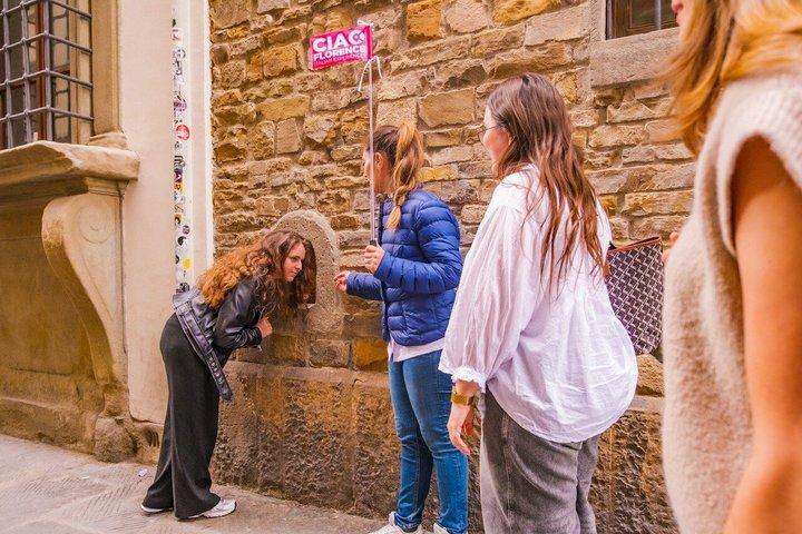 Guided Wine Walk in Florence with 3 Wine Pairing and Food Tasting