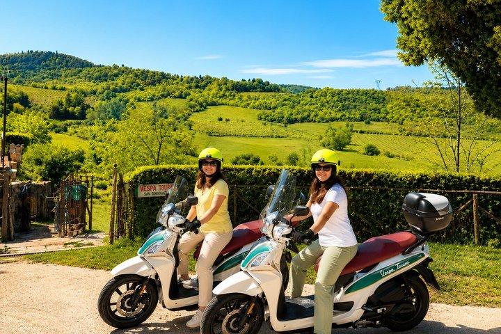 Chianti Scenic Drive with Wine Tastings & Tuscan Lunch