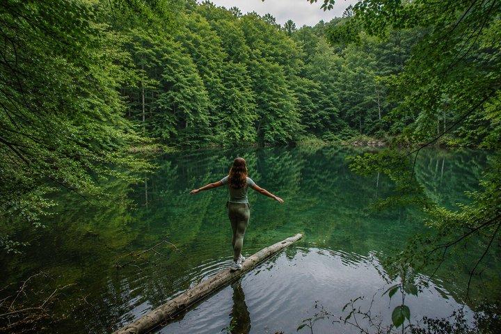 Hidden Garanohur Lake: Full-Day Guided Forest Hike from Baku