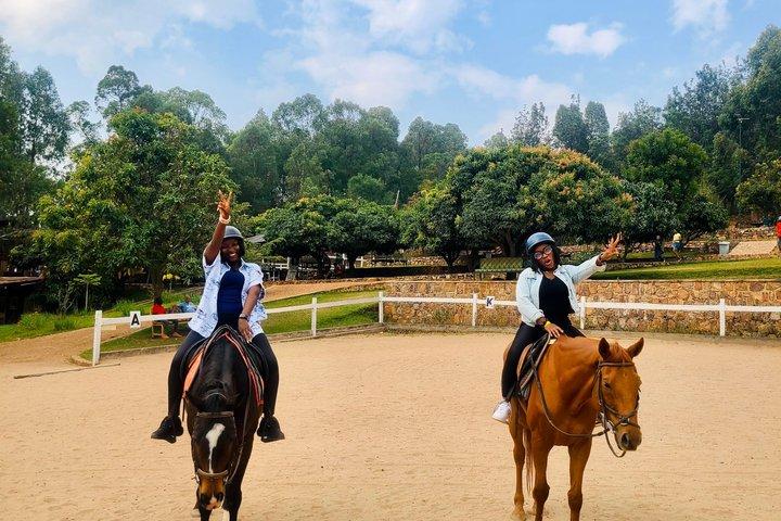 Kigali City Day Tour with Pickup and Local Meal