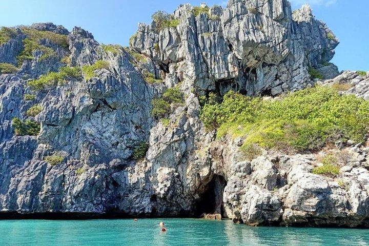 Ang Thong Speedboat Tour from Koh Samui with Kayaking