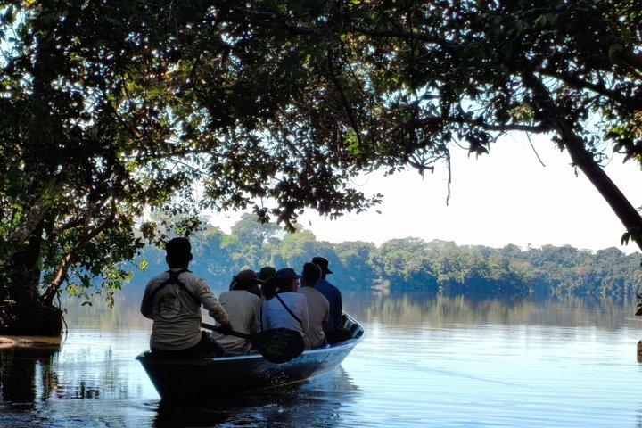 Sporting Piranha Fishing and Bird Watching in Lake Yacumama