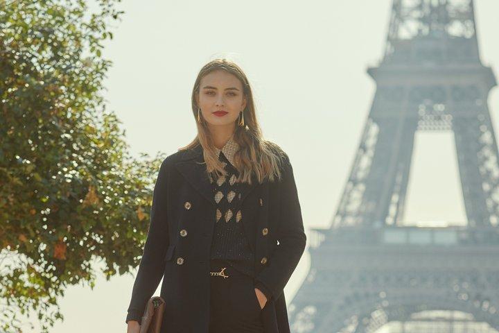 Paris Eiffel Tower Photo Shoots & Surprise Proposals