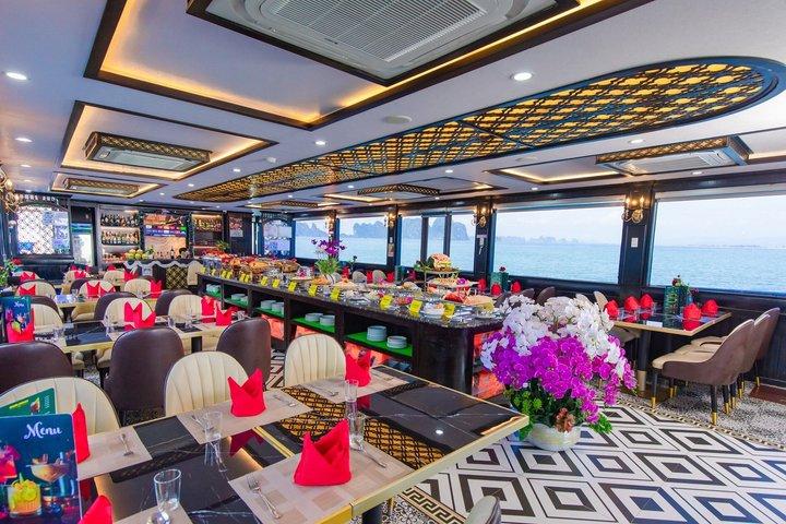 Halong Bay 5-Star Luxury Cruise from Hanoi with Limousine