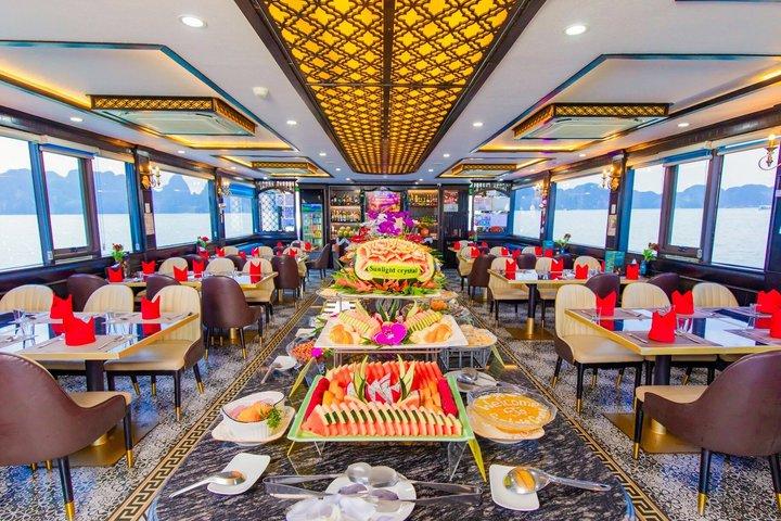 Halong Bay 5-Star Luxury Cruise from Hanoi with Limousine