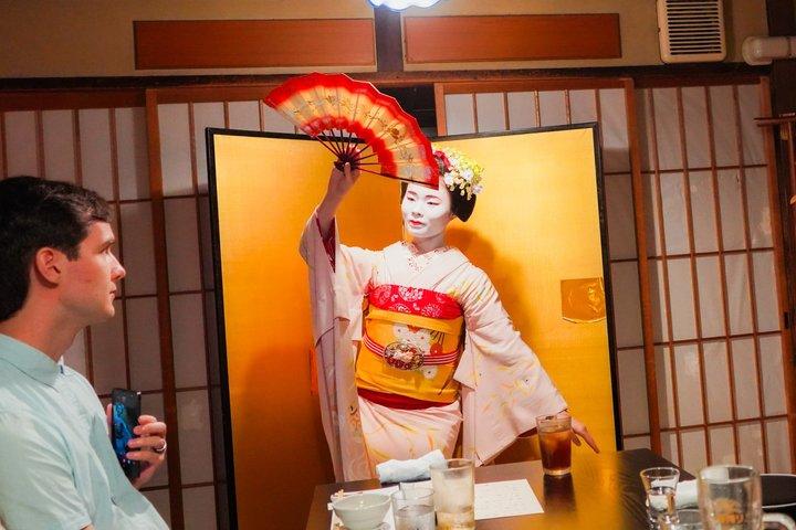 Kyoto Geisha & Maiko Dinner: Intimate Cultural Experience in Gion