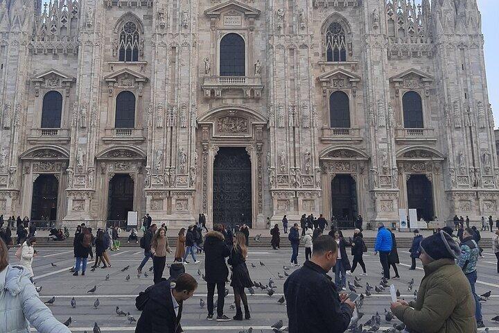 Milan Highlights Private Walking Tour