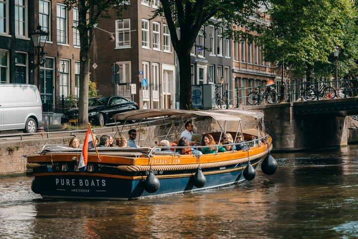 Amsterdam Highlights - Group Cruise with Apple Pie, 2 Drinks