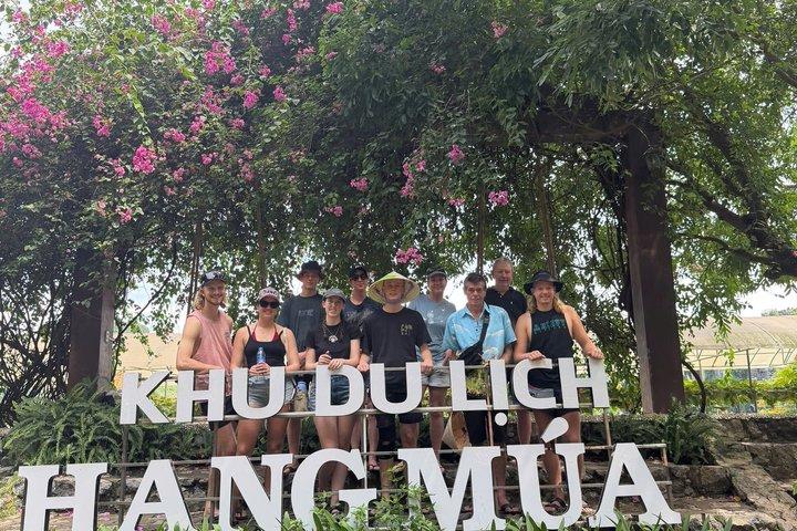 Ninh Binh VIP DCar Tour: Hoa Lu, Tam Coc & Mua Cave