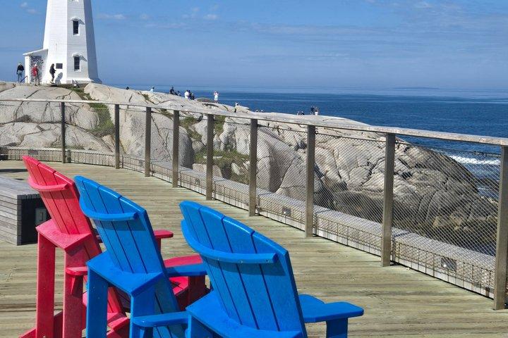 Classic Peggy's Cove Tours: Peggy's Cove, Citadel & Public Garden