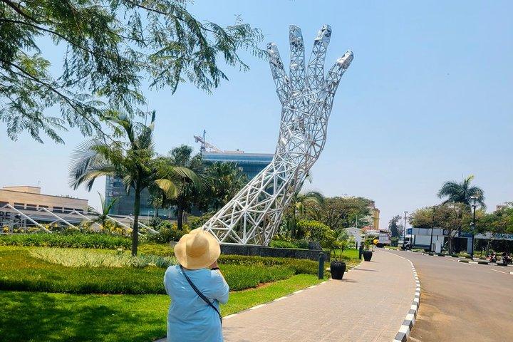 Kigali City Tour: History, Art and Local Highlights.