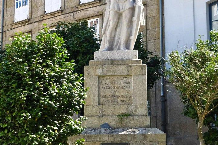 Self Guided Walking Tour to Santiago de Compostela with Quiz
