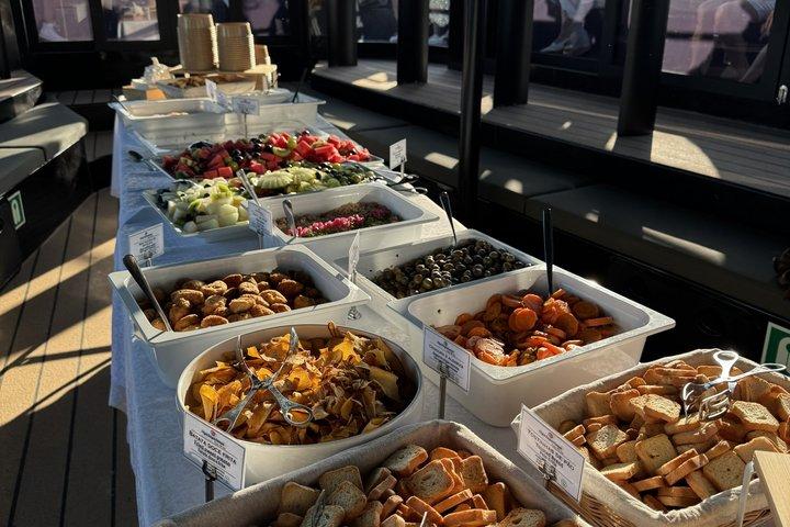 Albufeira: Benagil Sunset Food Tasting with live DJ and Open Bar