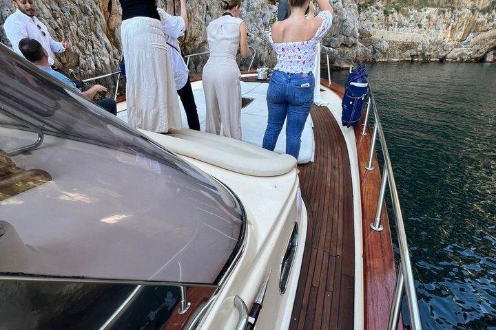 Positano Sunset Boat Tour | Amalfi Coast Cruise with Prosecco
