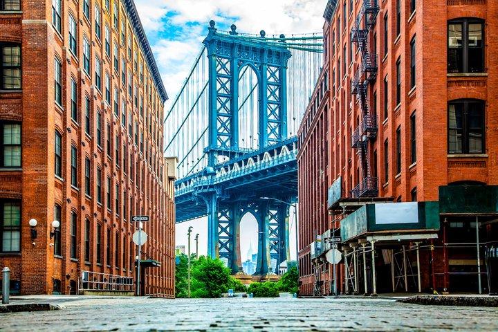 NYC Bus Tour of Brooklyn, Bronx, Queens: Art, Food & Sports