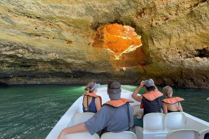 Portimão Boat Tour to Benagil & local hidden Caves Small Group