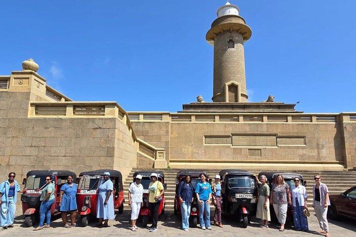 Explore Colombo Heritage and Cultural Temples Tour by Tuk Tuk