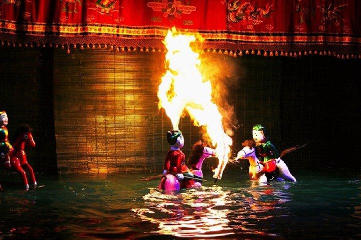 Saigon Evening Tour: Water Puppet Show & Dinner Cruise