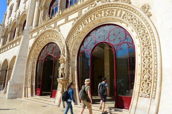 Lisbon Highlights for Newcomers Private Tour