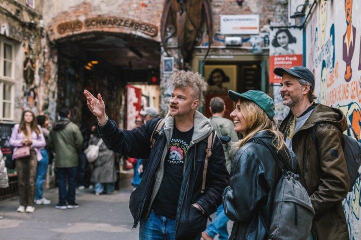 Berlin Off-the-Beaten-Path Walking Tour: Kreuzberg, Mitte and Friedrichshain