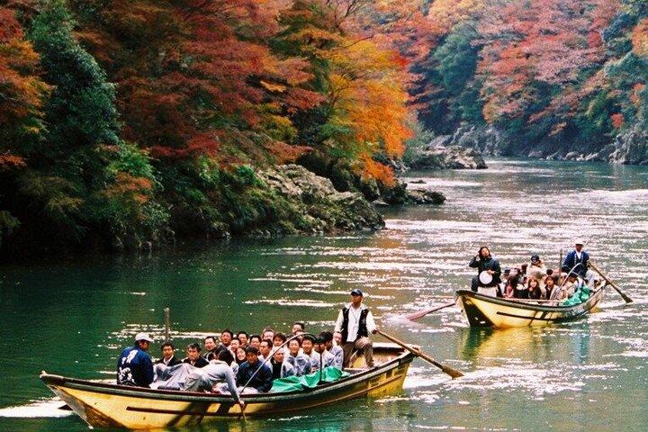 Kyoto and Arashiyama Tour with Sagano Railway Hozugawa River Tour