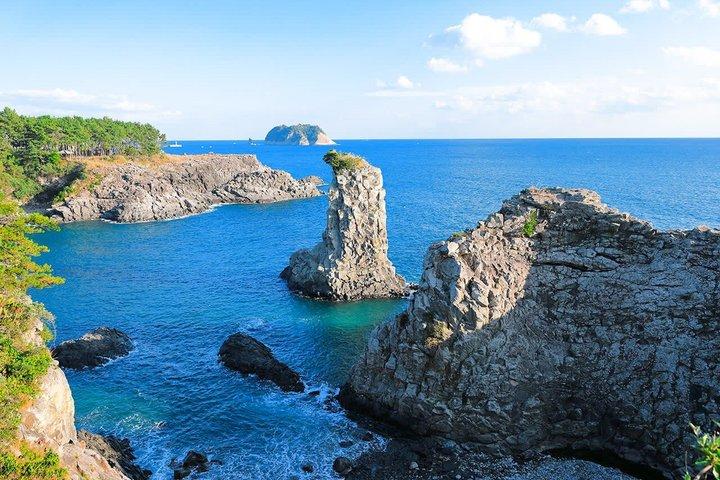 Jeju South Scenic Tour: Hallasan Trail Camellia Hill & Waterfalls